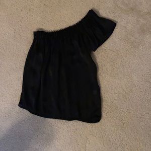 Casual one shoulder top